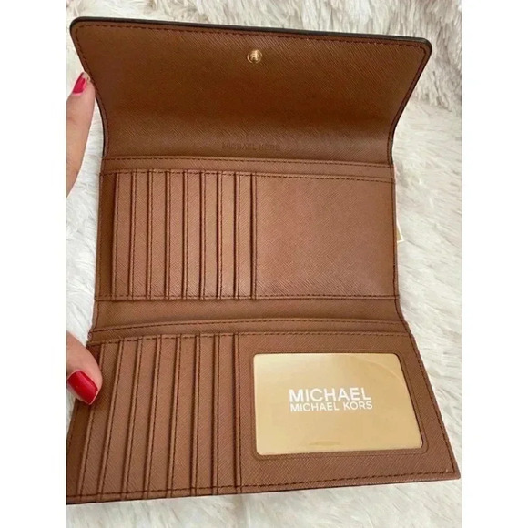 Michael Kors JST Large Trifold Wallet -Brown - Picture 3 of 3